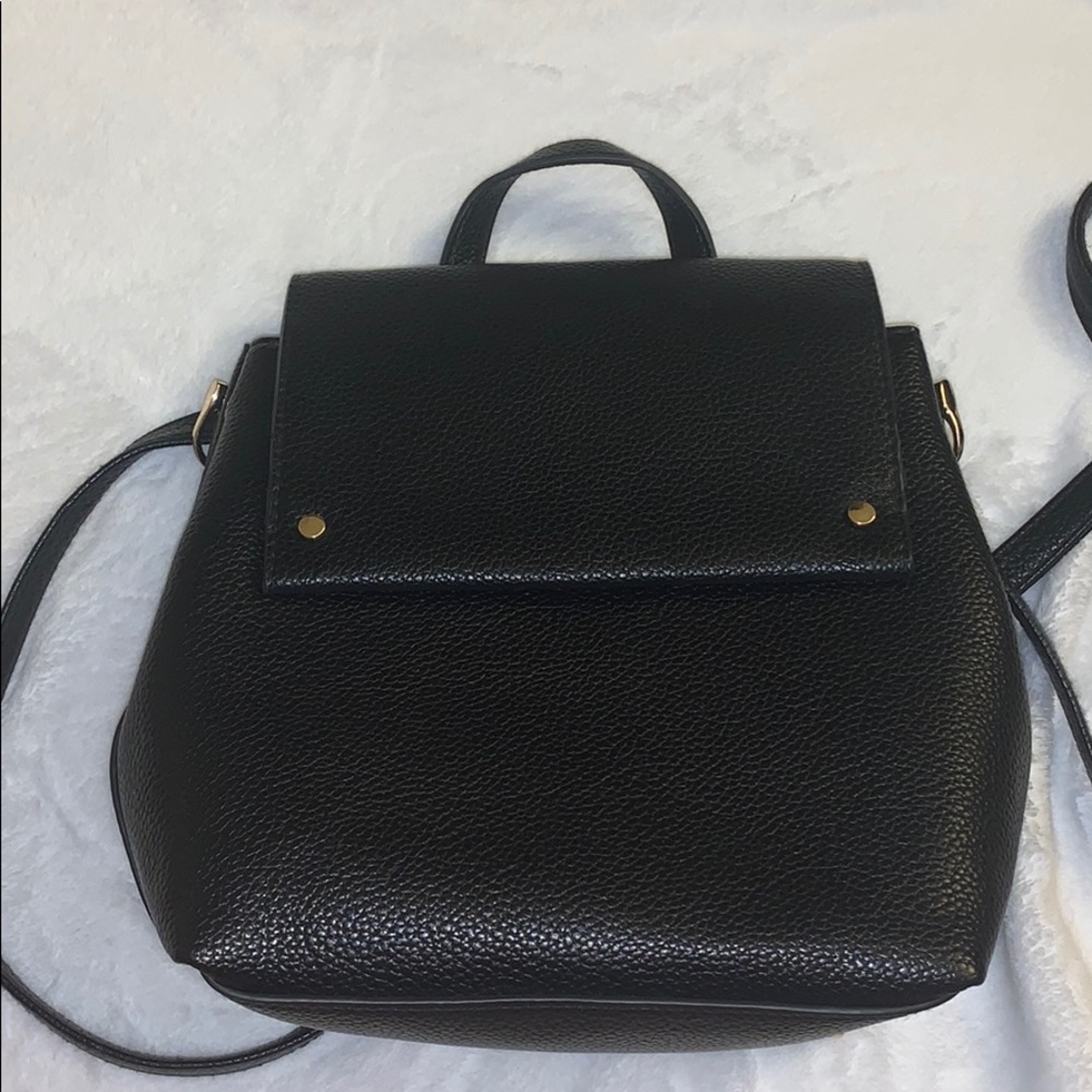 Cute mini backpack never used!